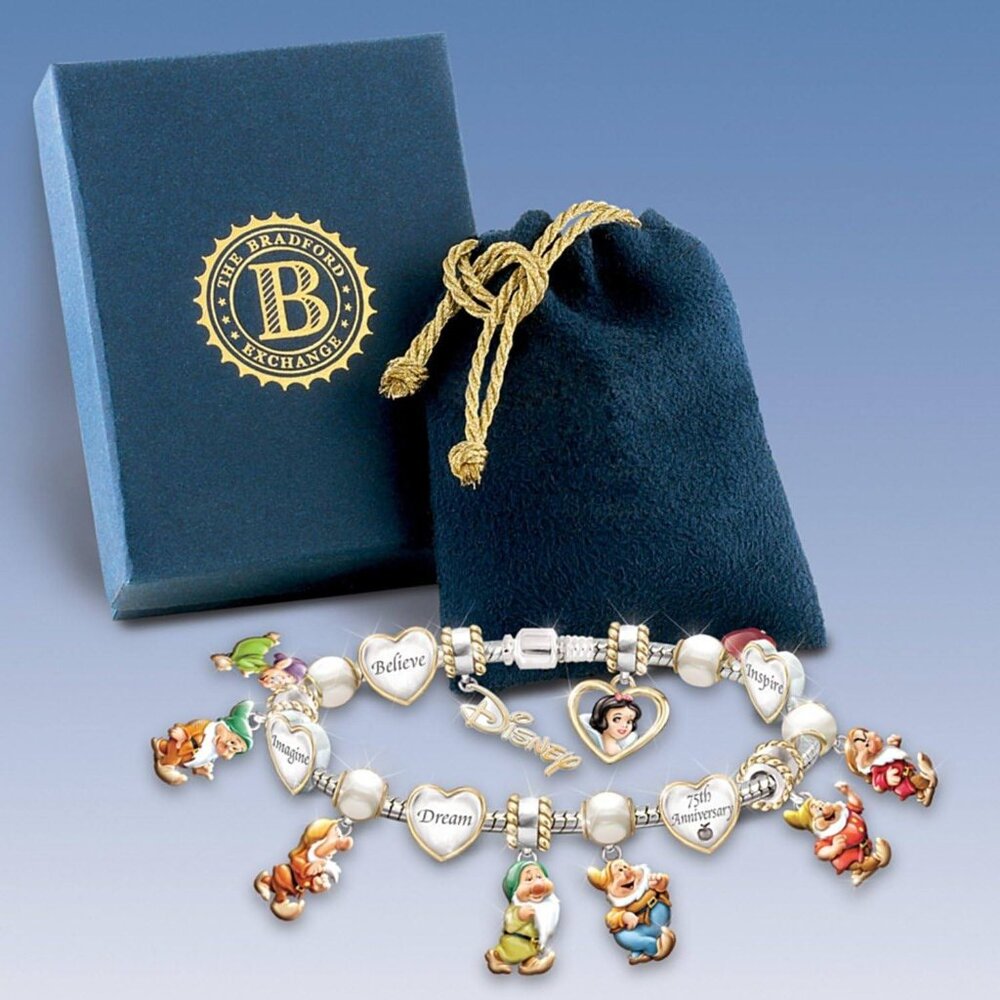 NEW RARE 75th Anniversary Disney Bradford Exchange Snow White Charm Bracelet